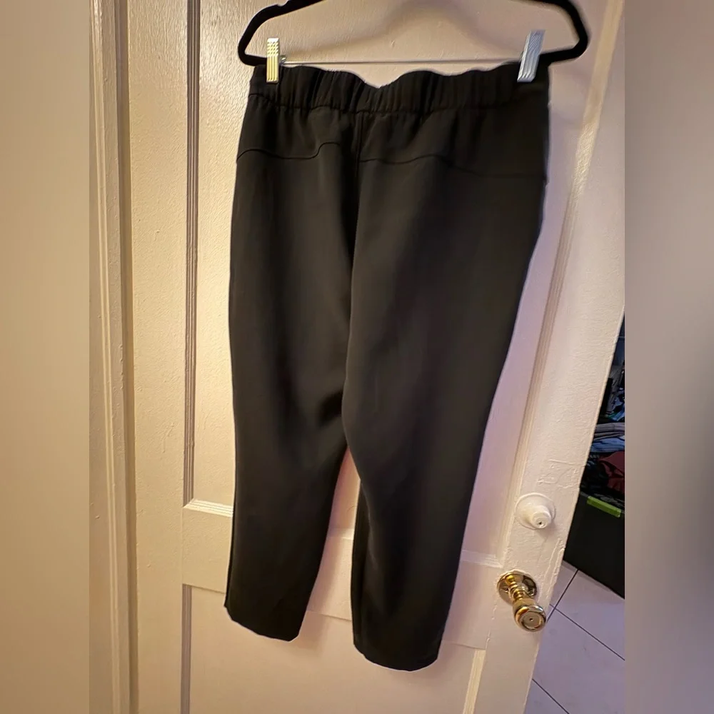 Lululemon Athletica On the Fly pants woven. - Picture 7 of 8